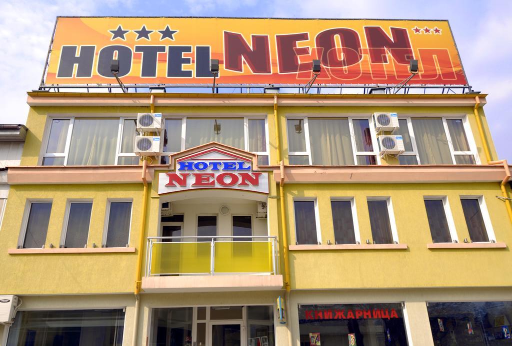 Neon Guest Rooms Choumen Extérieur photo